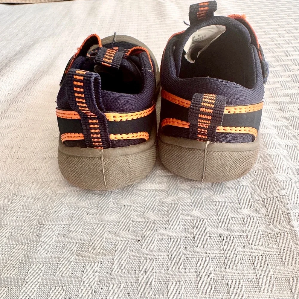 Toddler Water Sandals Black‎ Orange Closed Toe Size 5